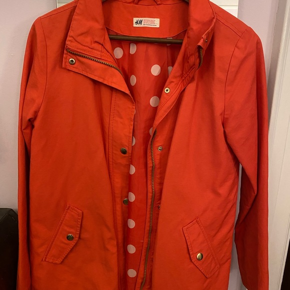 H&M women’s pink raincoat - Picture 2 of 4